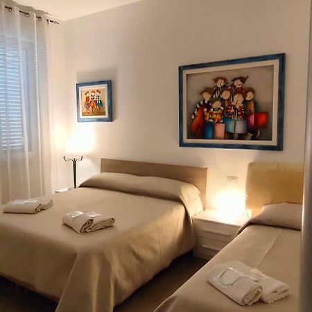Il Centro Apartments Bari Exteriör bild